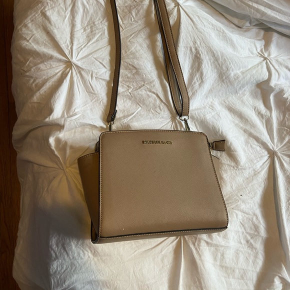 Michael Kors Selma Mini Crossbody - Picture 2 of 5